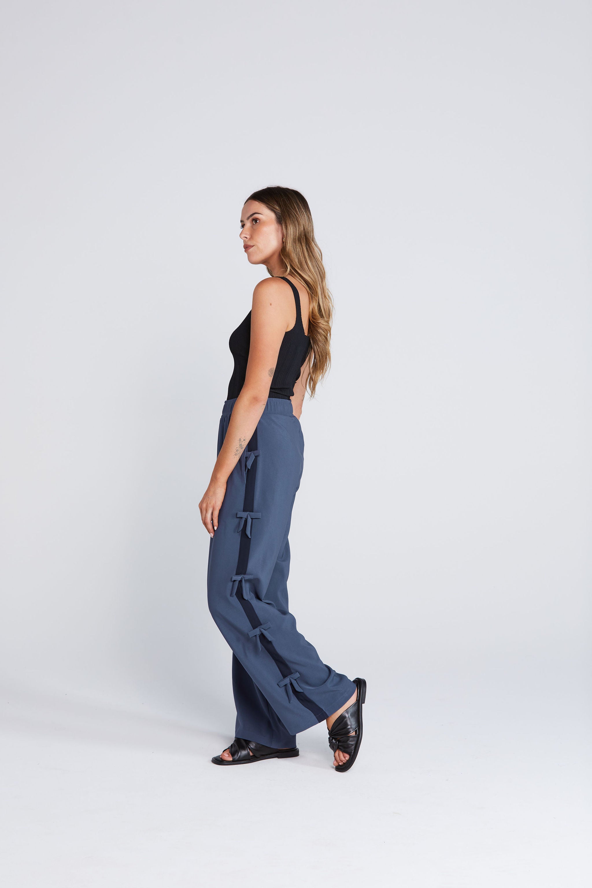 Bowtiful Pant - Navy Oxford