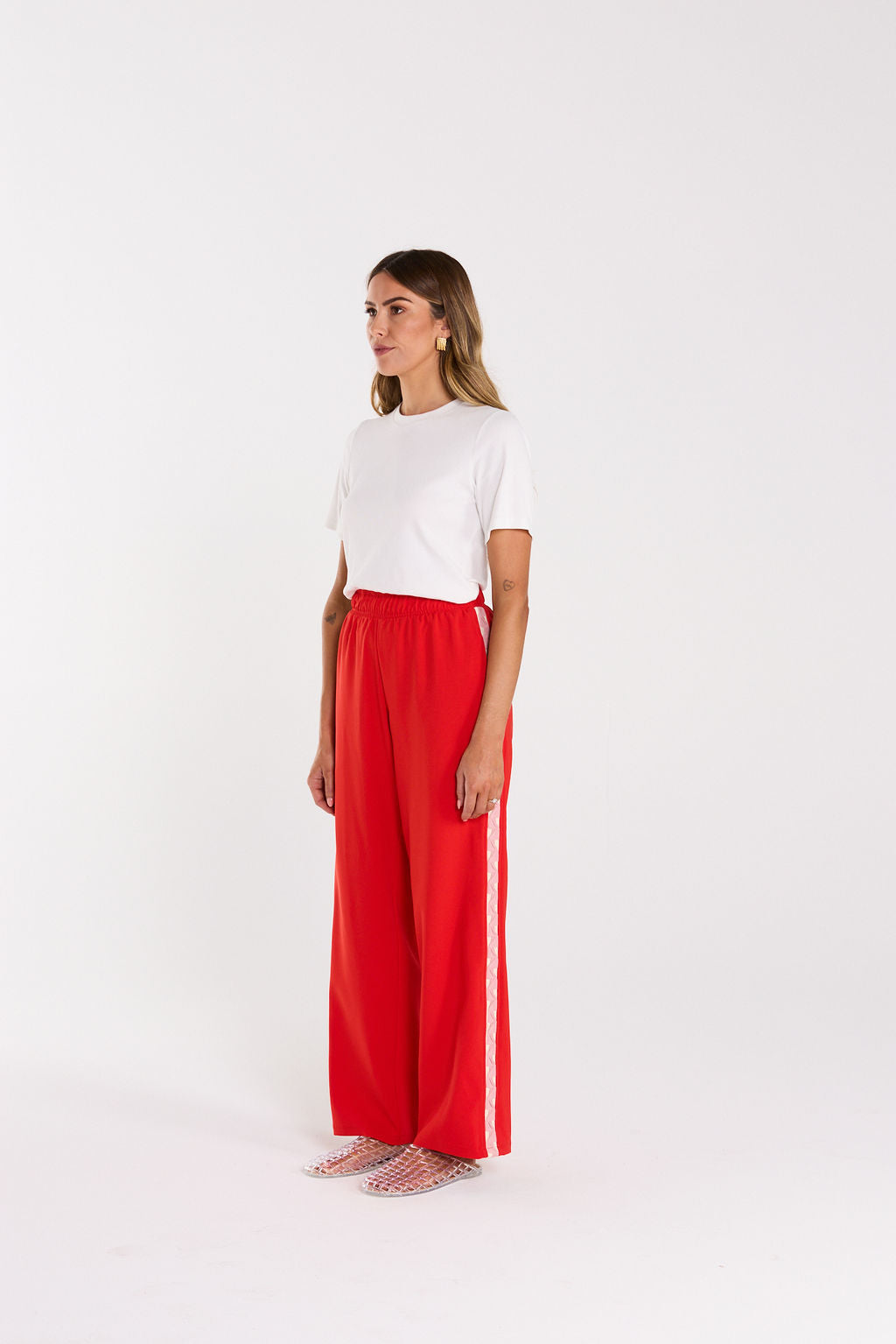 Coming Soon - Nina Pant - Cherry Bomb