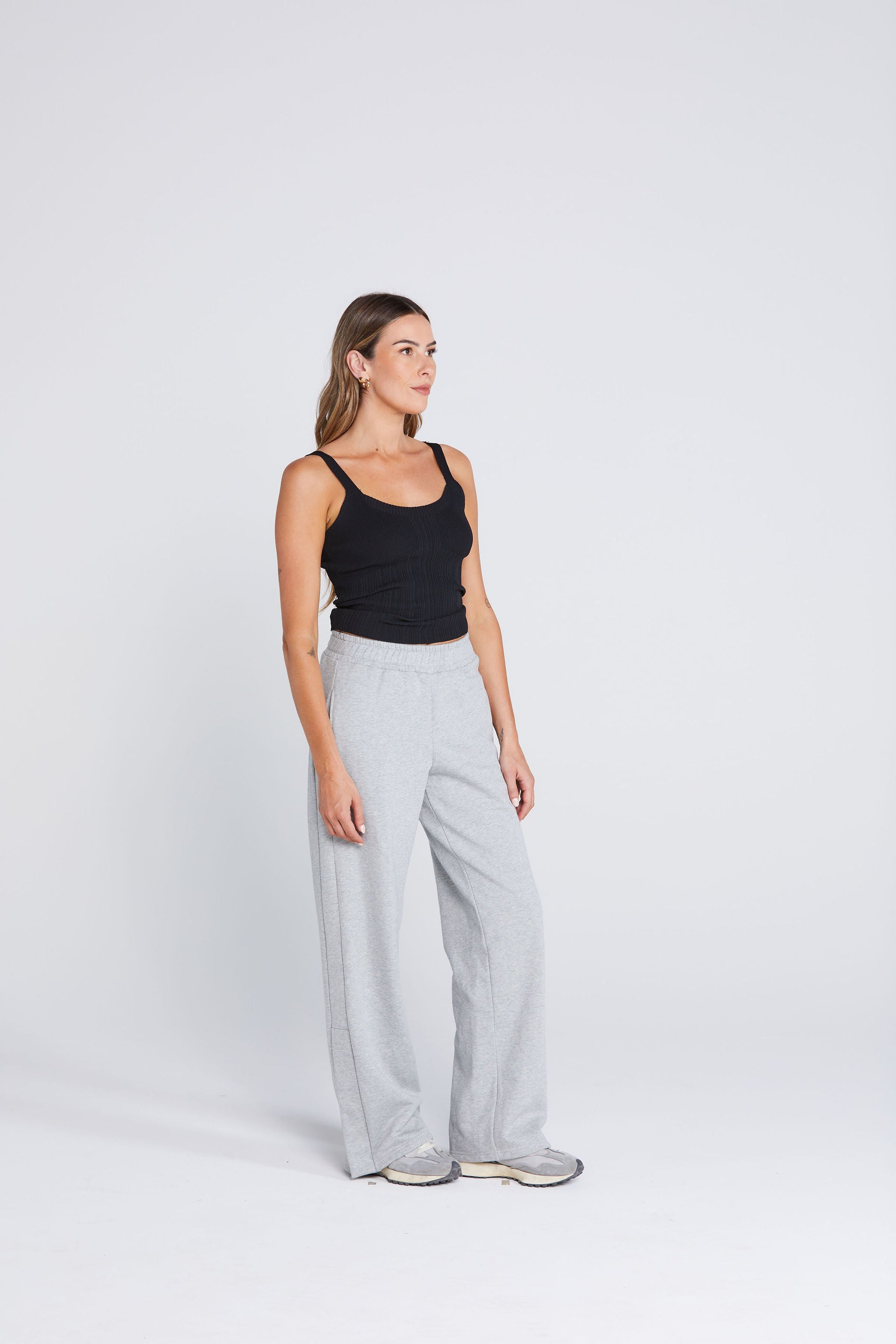 Snappie Trackie - Grey Marle Petal