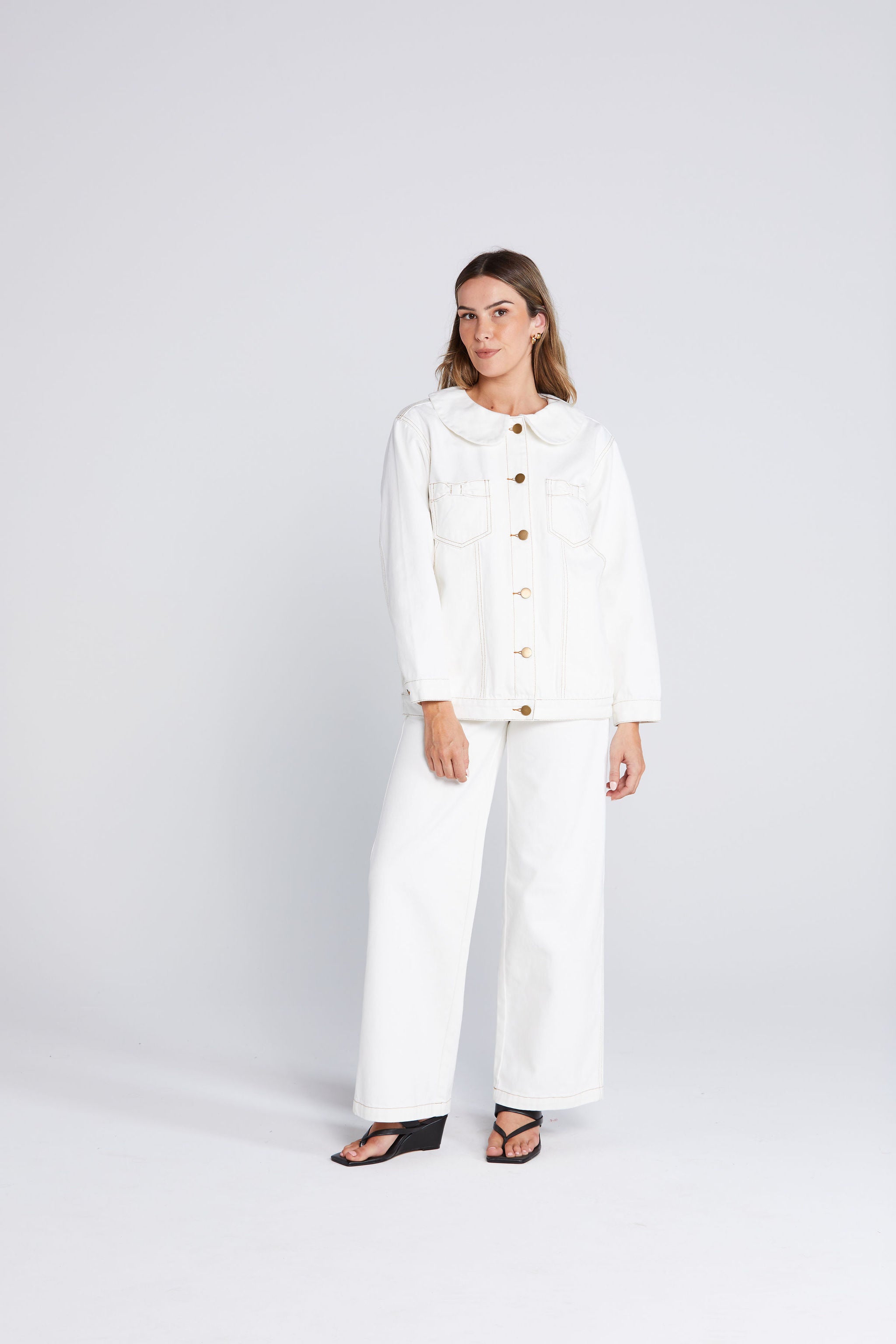 Bowtique Shacket - Off White