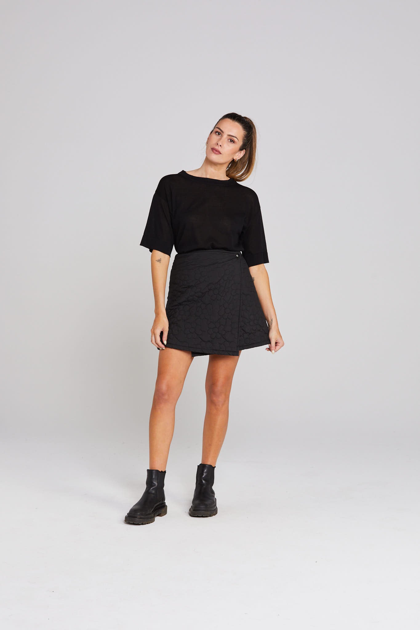 Unreal Skirt - Black
