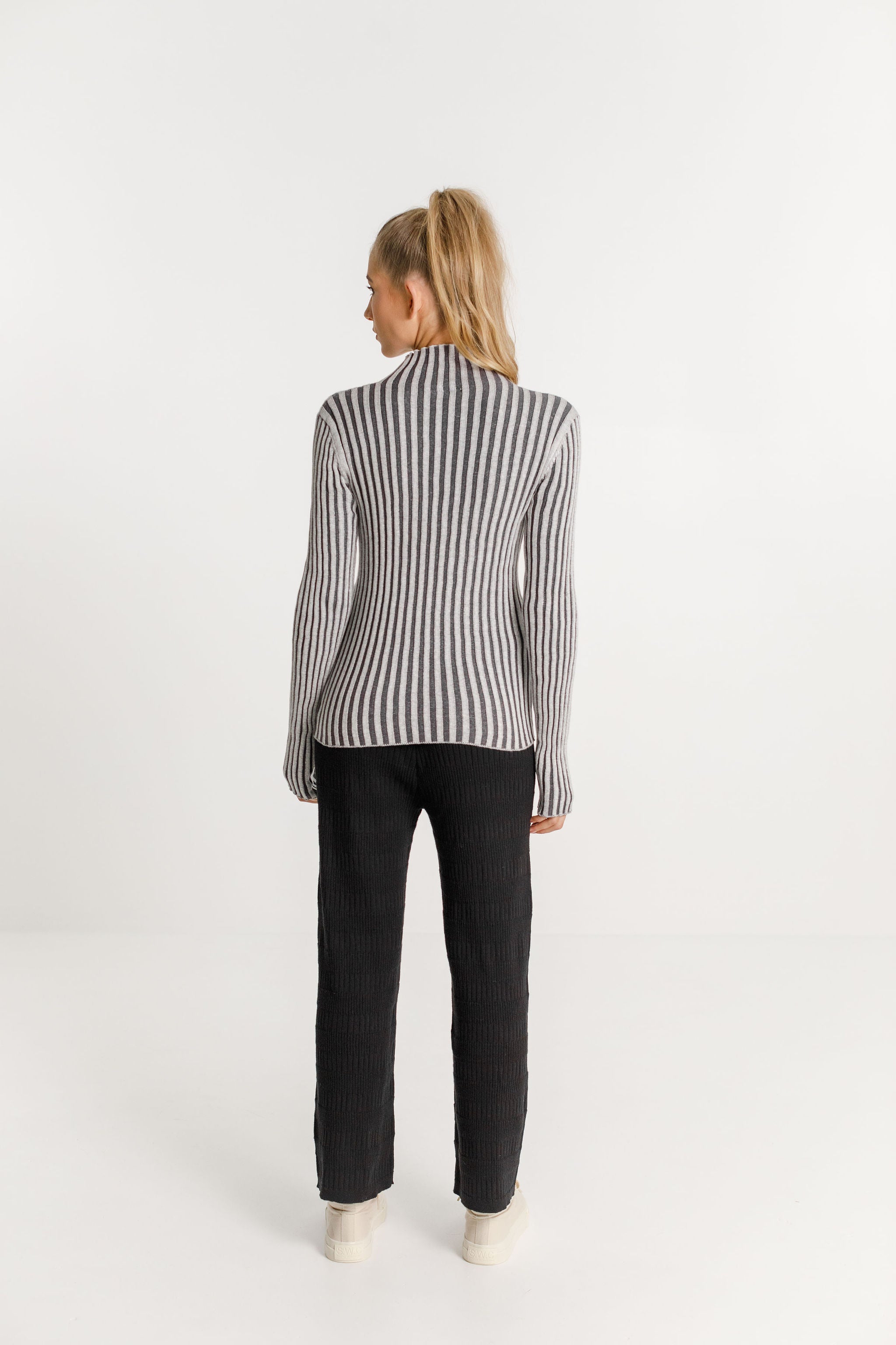 Turtle Neck - Black/Grey Stripe