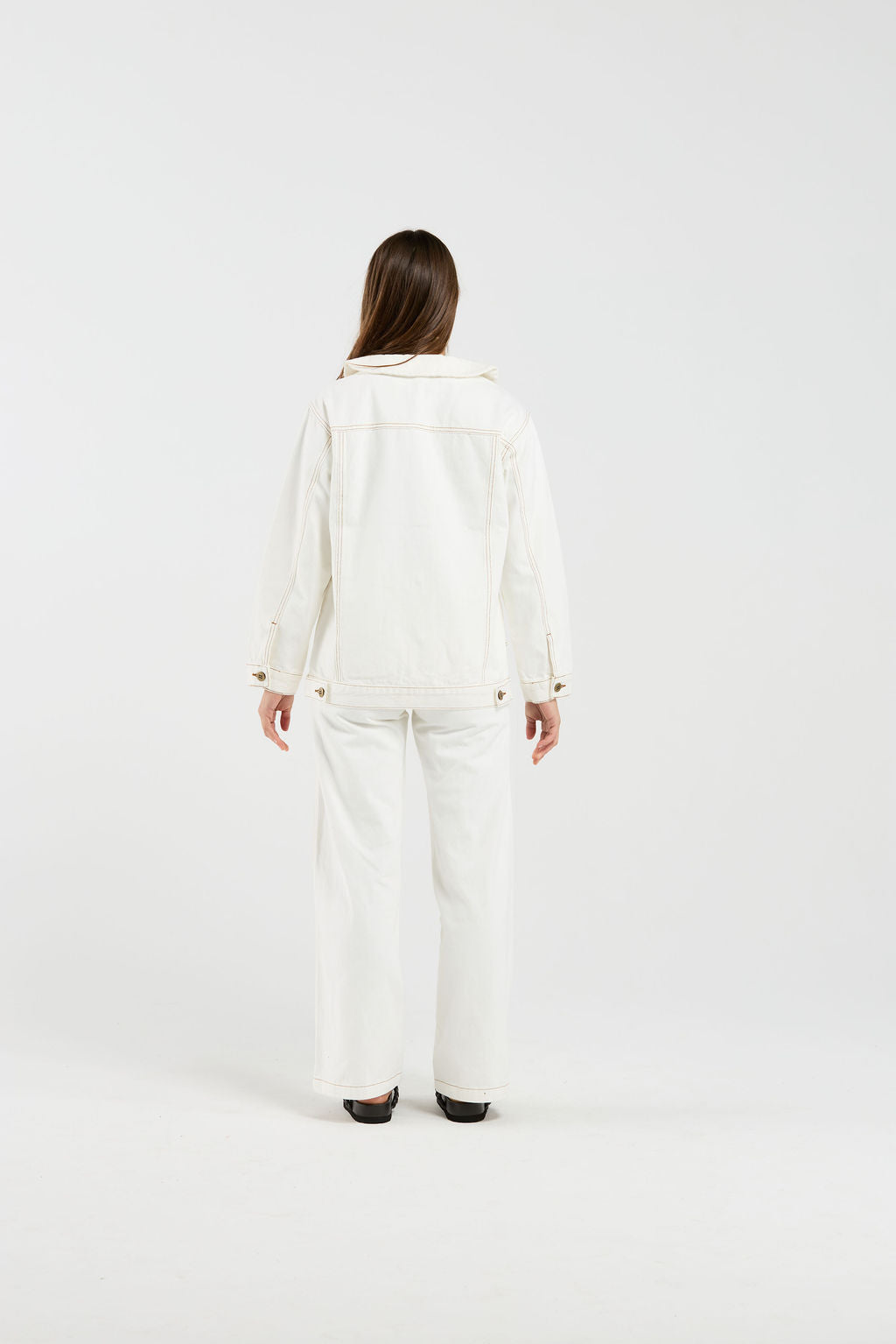 Bowtique Shacket - Off White