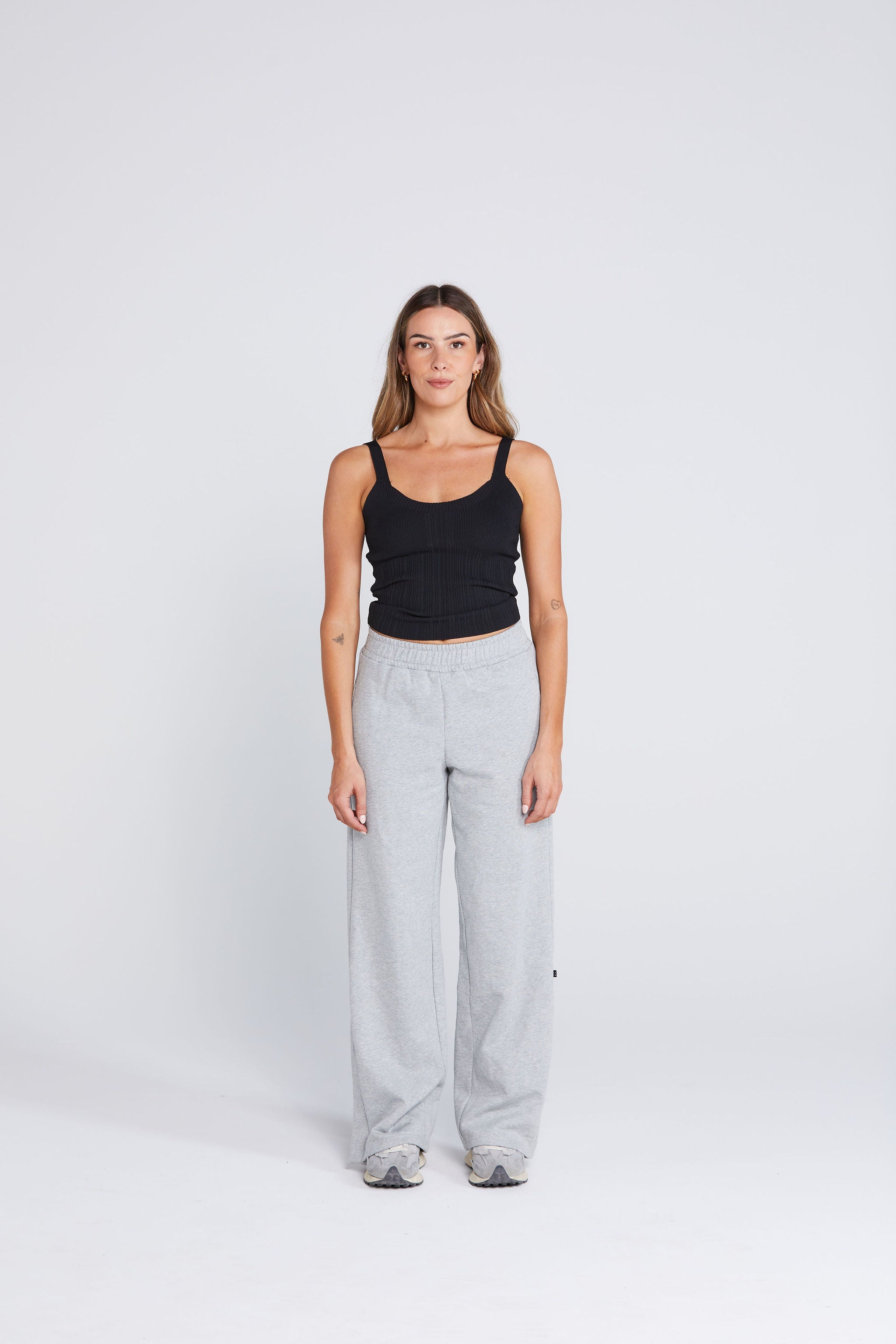 Snappie Trackie - Grey Marle Petal