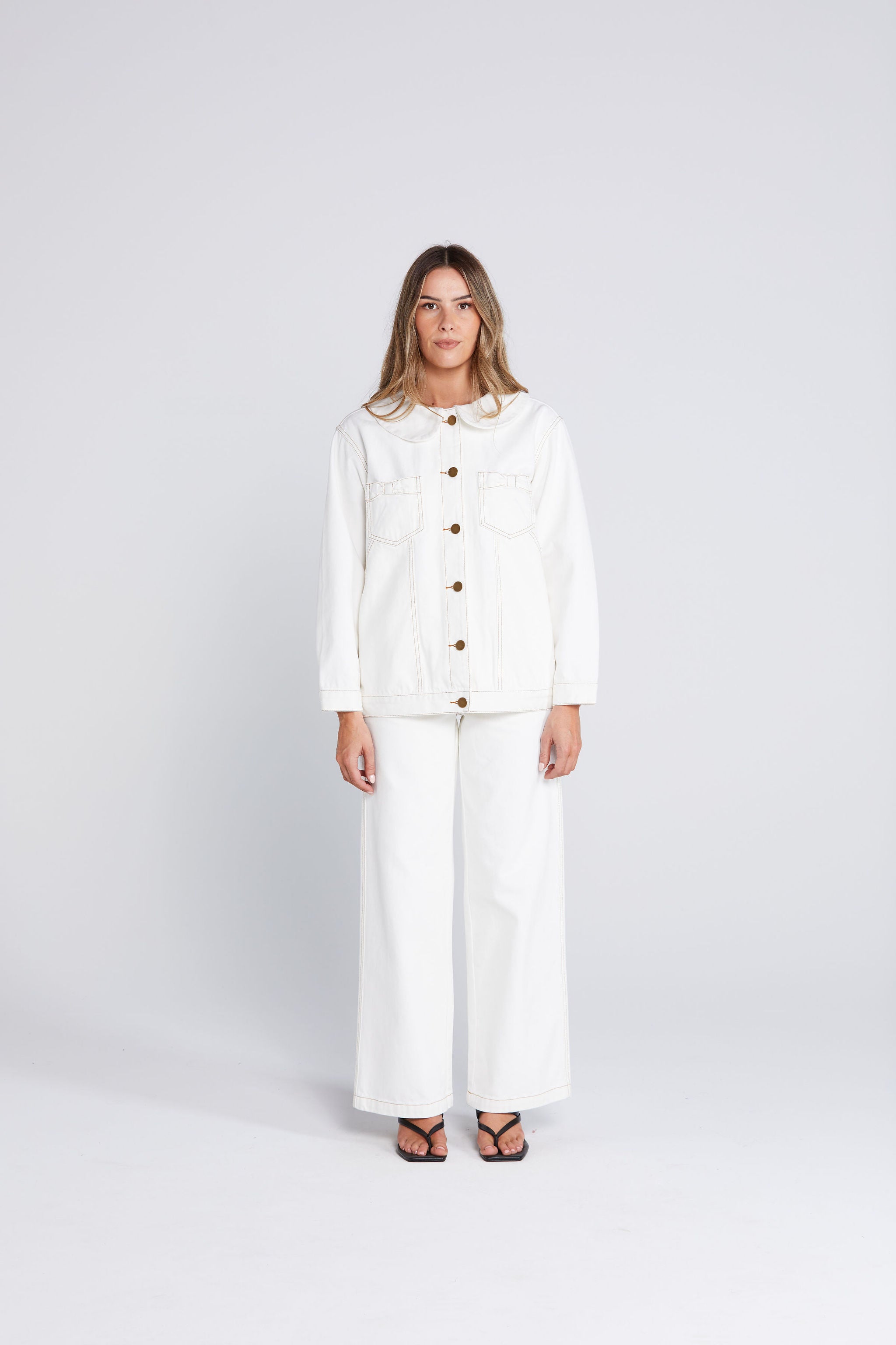 Bowtique Shacket - Off White