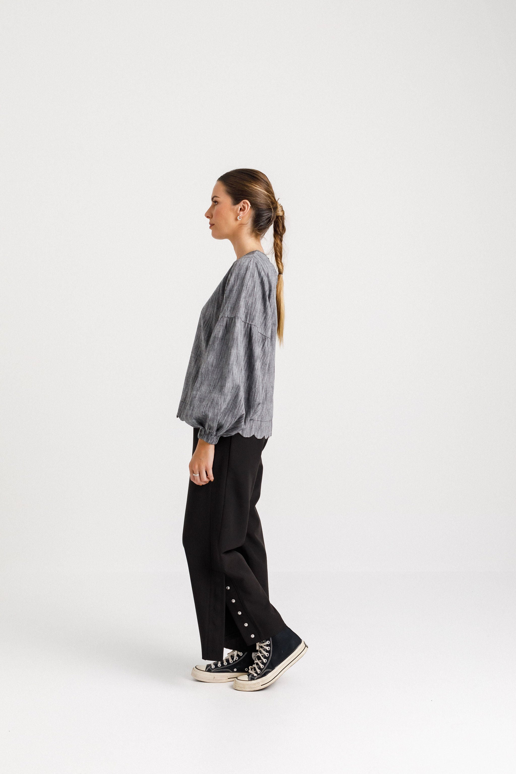 Billow Top - Black Grain