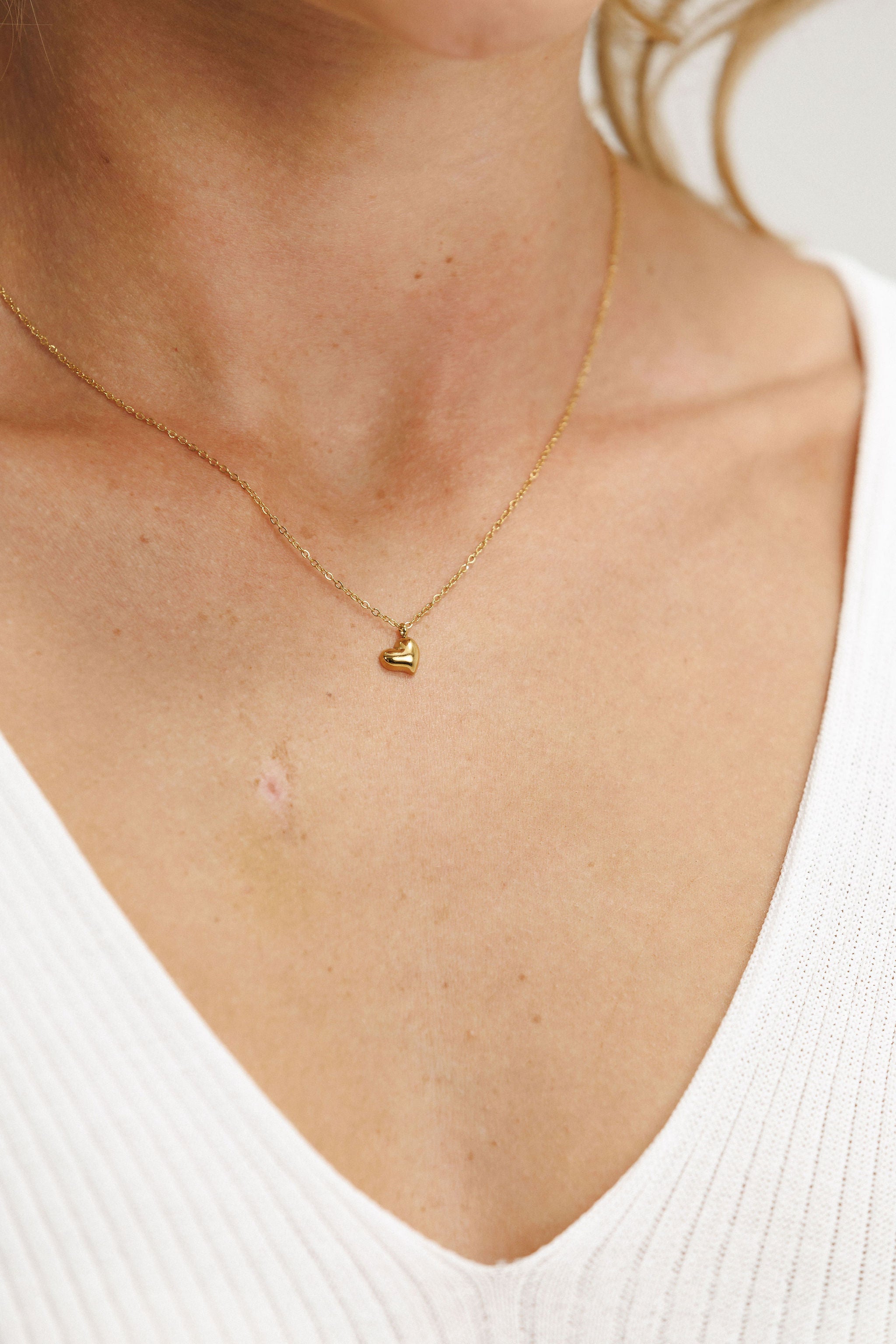 ZOE NECKLACE | Gold