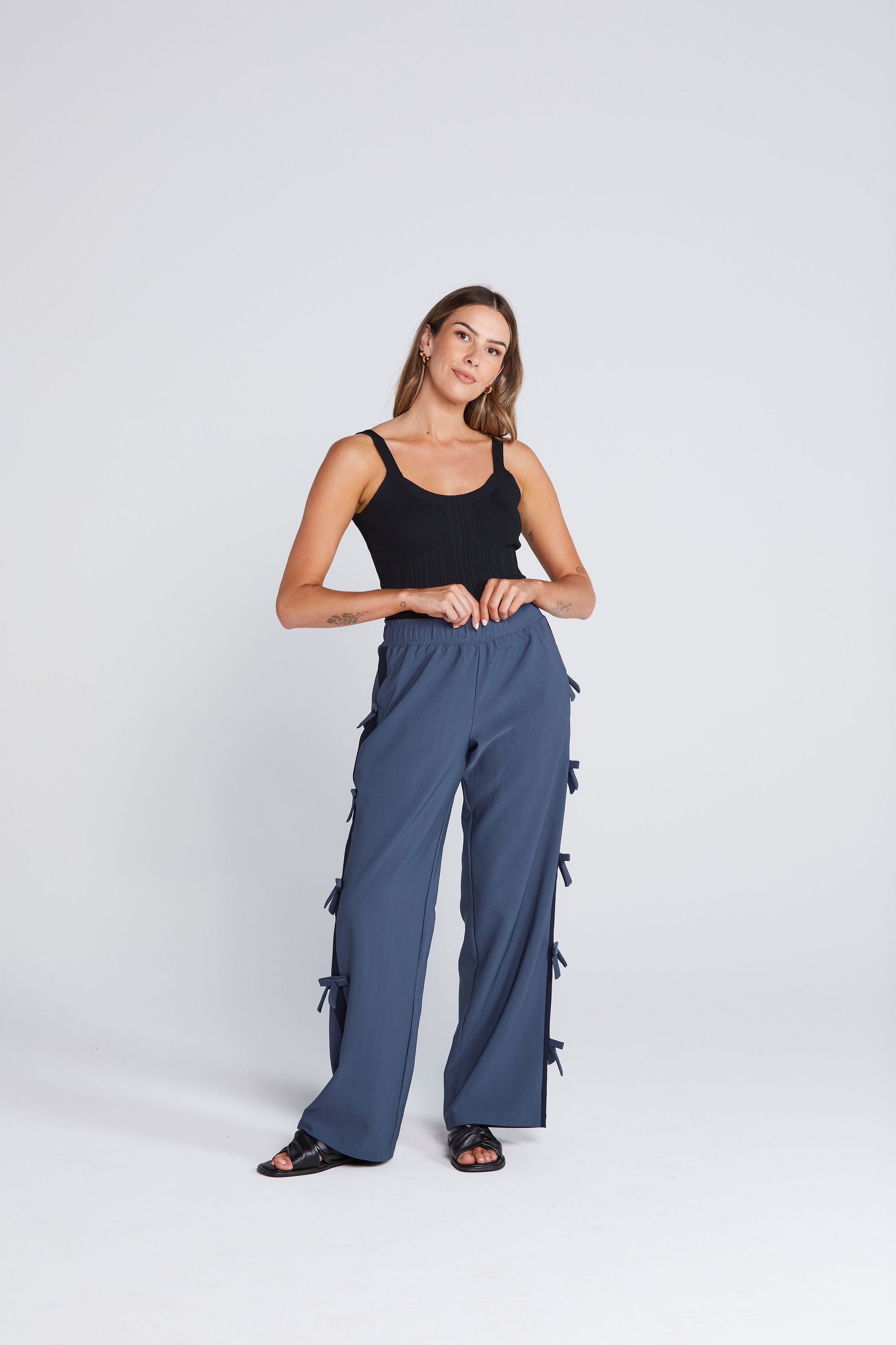 Bowtiful Pant - Navy Oxford