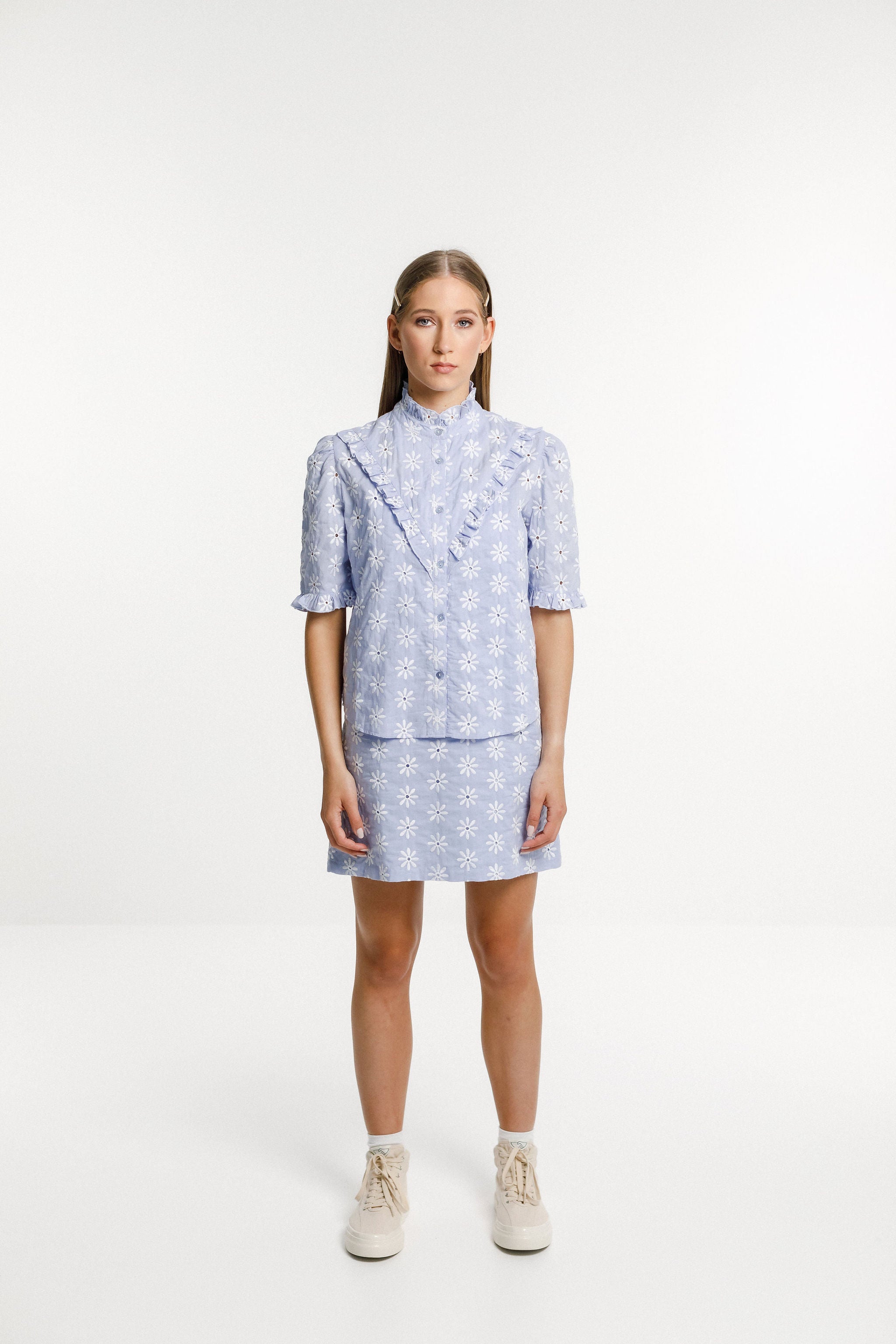 Brooklyn Top - Sky Blue Daisy