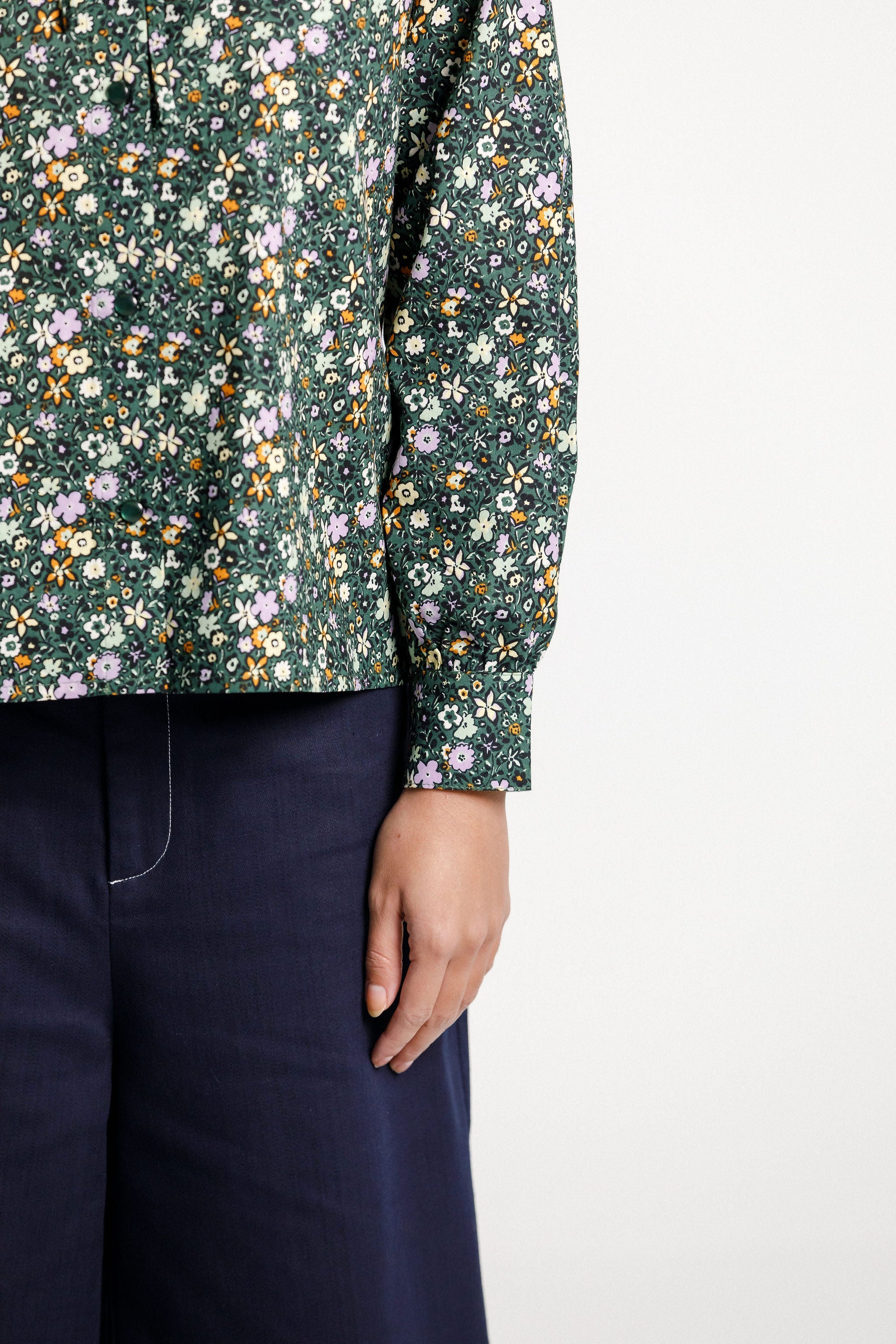 Pearly Top - Botanical