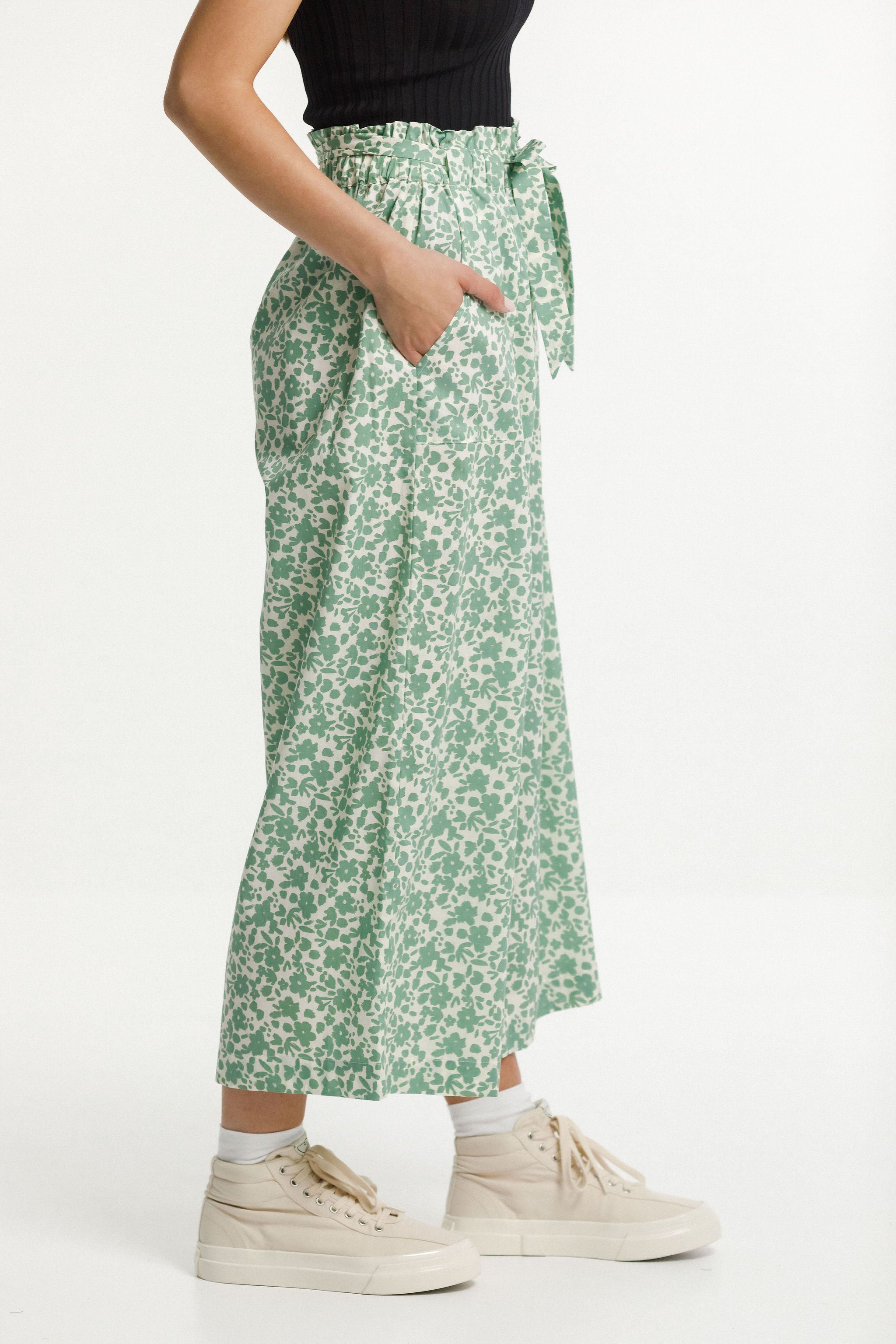 Wonder Pant - Camo Floral