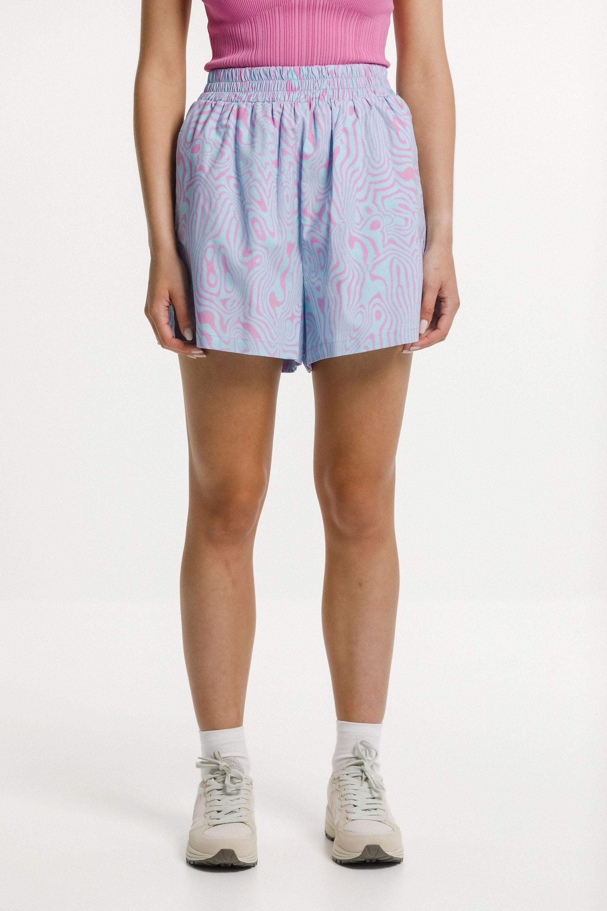 Lulu Short - Water