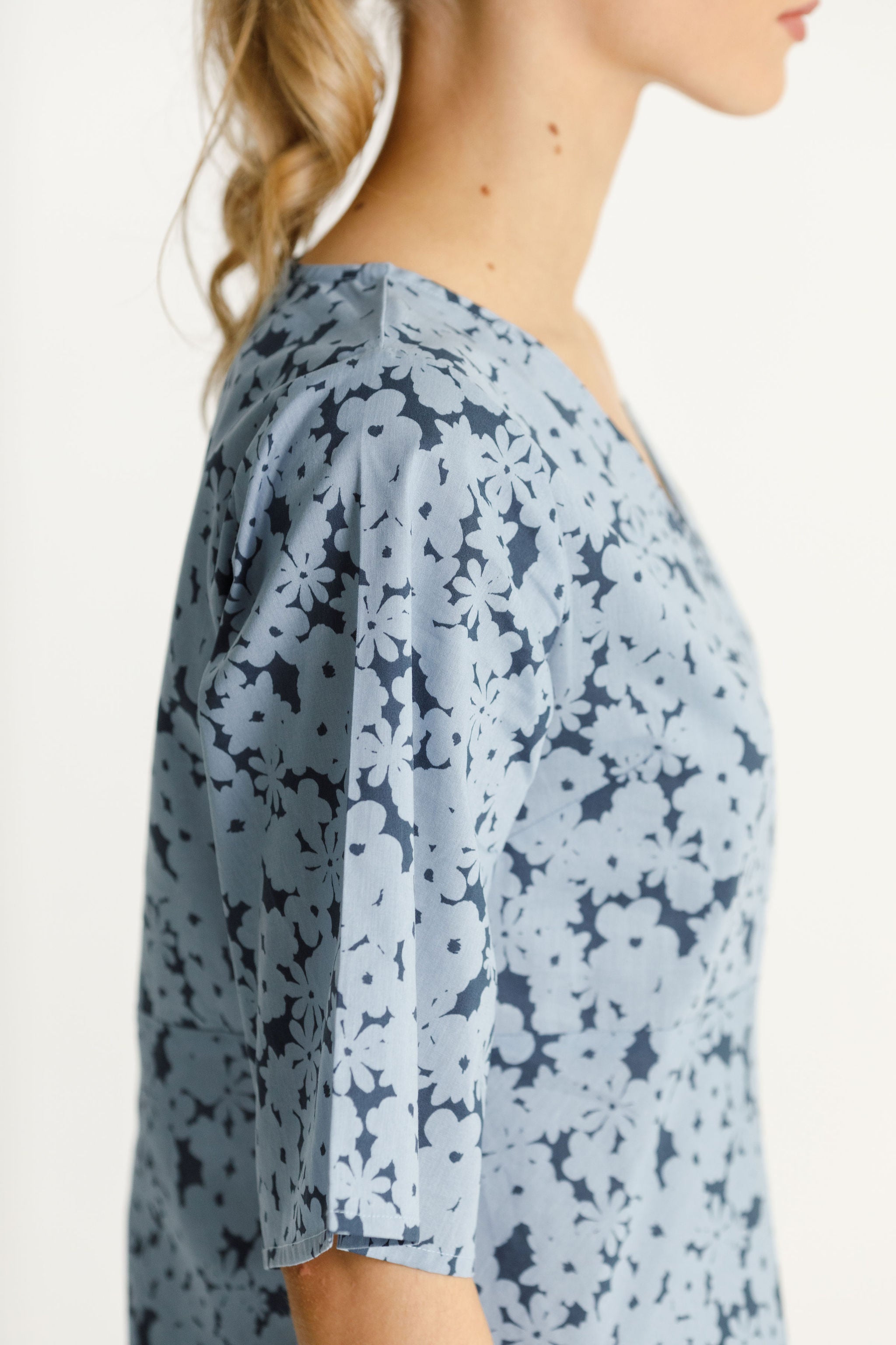 Criss Cross Dress - Packed Garden
